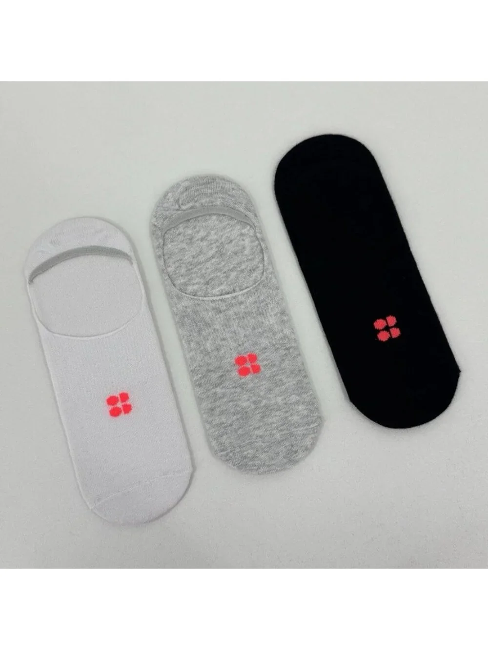 Sweaty Betty 3 Perfect Pairs of No Show Socks Trainer Liners size Small 4-7